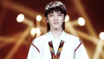 华晨宇张碧晨女儿疑曝光,明星育儿新风尚